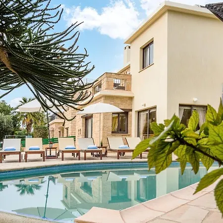 Camelot By Ezoria Βίλα