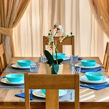 Camelot By Ezoria Κόλπος των Κοραλλιών