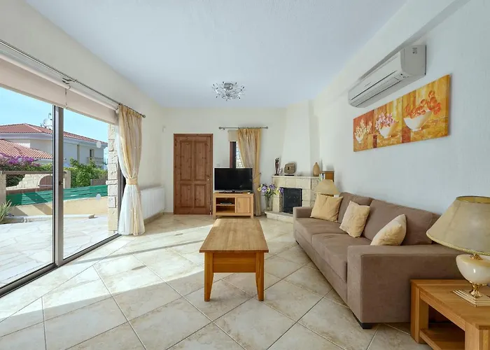 Camelot By Ezoria Villa *