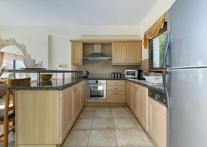 Villa Camelot By Ezoria