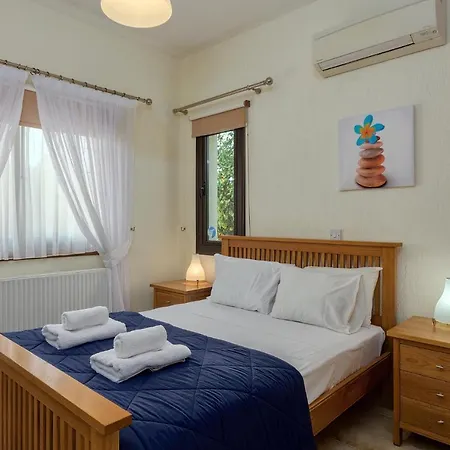 Villa Camelot By Ezoria