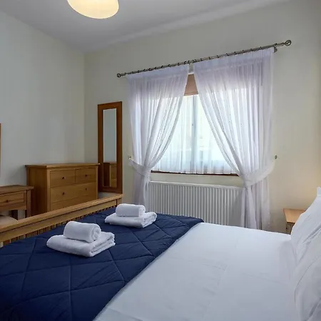 Camelot By Ezoria Villa Coral Bay