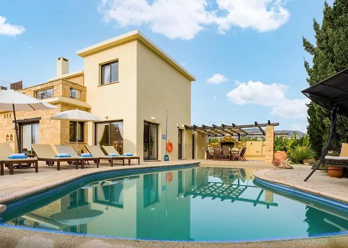 Camelot By Ezoria Villa Coral Bay