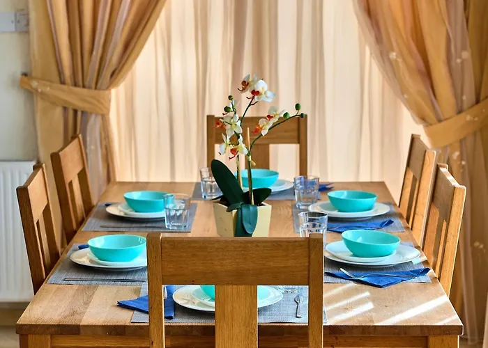 Camelot By Ezoria Coral Bay